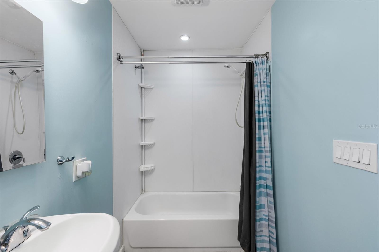 A J ADAMS ADD TO BRAIDENTOWN - Residential Income