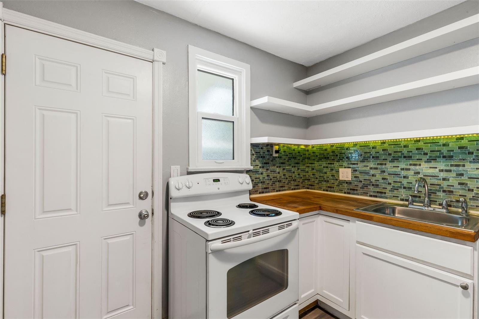 A J ADAMS ADD TO BRAIDENTOWN - Residential Income