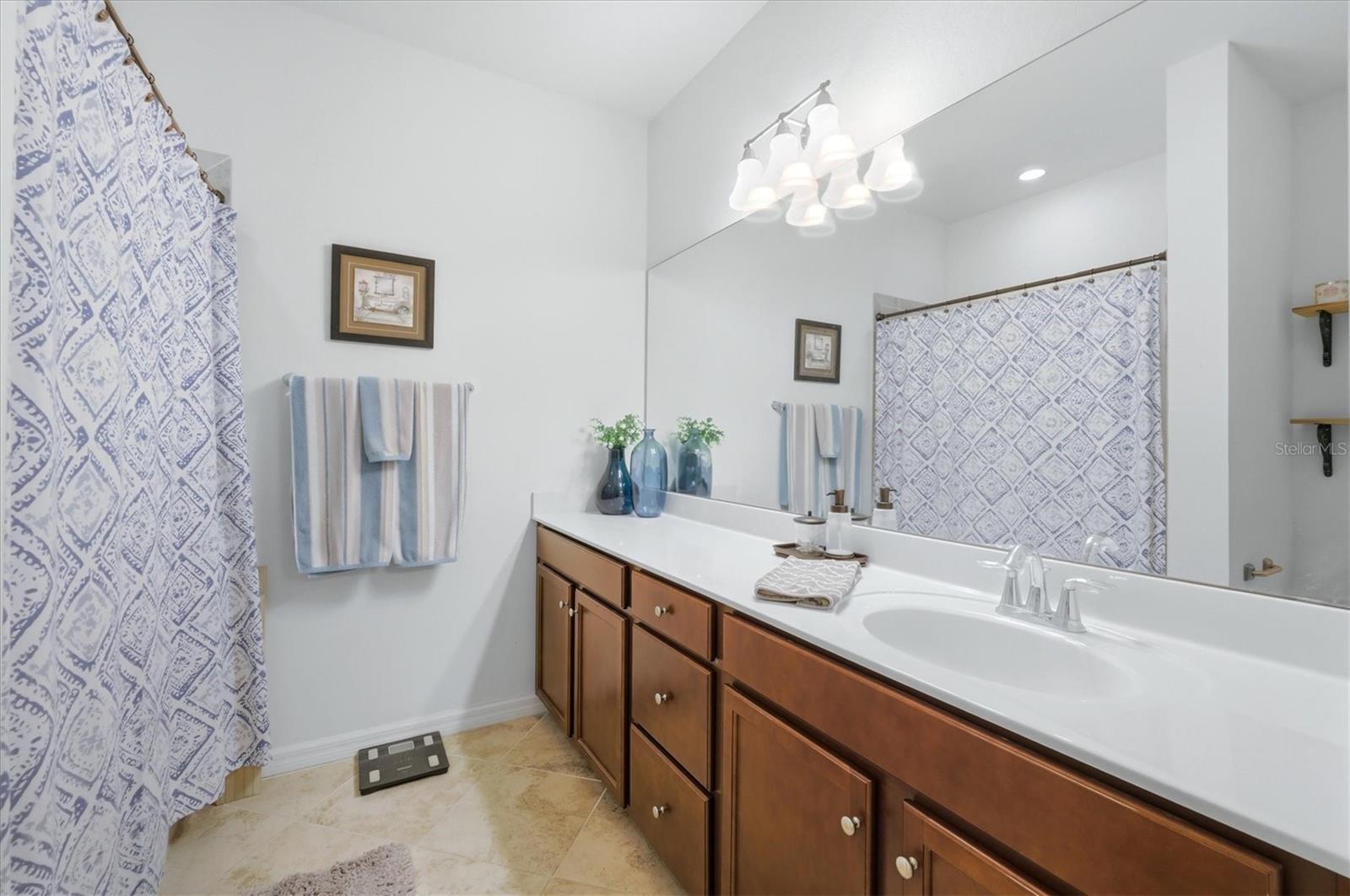 GRAN PARADISO TWNHMS 1B - Residential