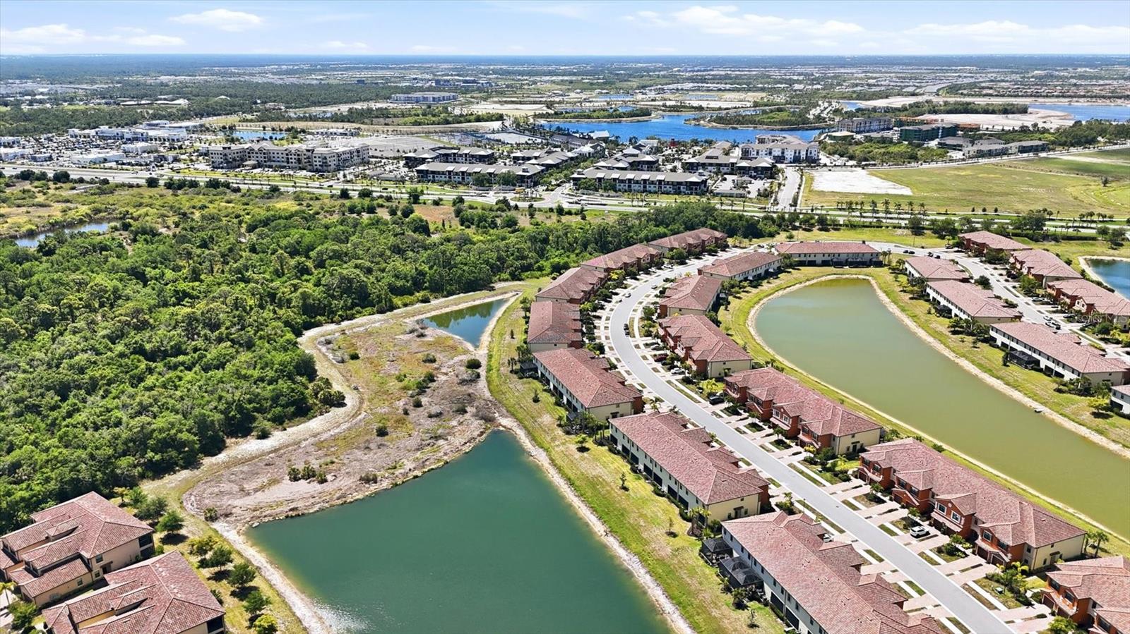 GRAN PARADISO TWNHMS 1B - Residential