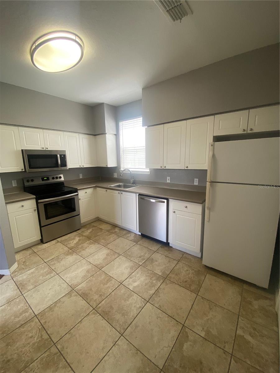 4009 SAND PALM COURT