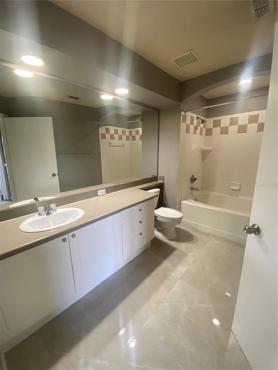 4009 SAND PALM COURT