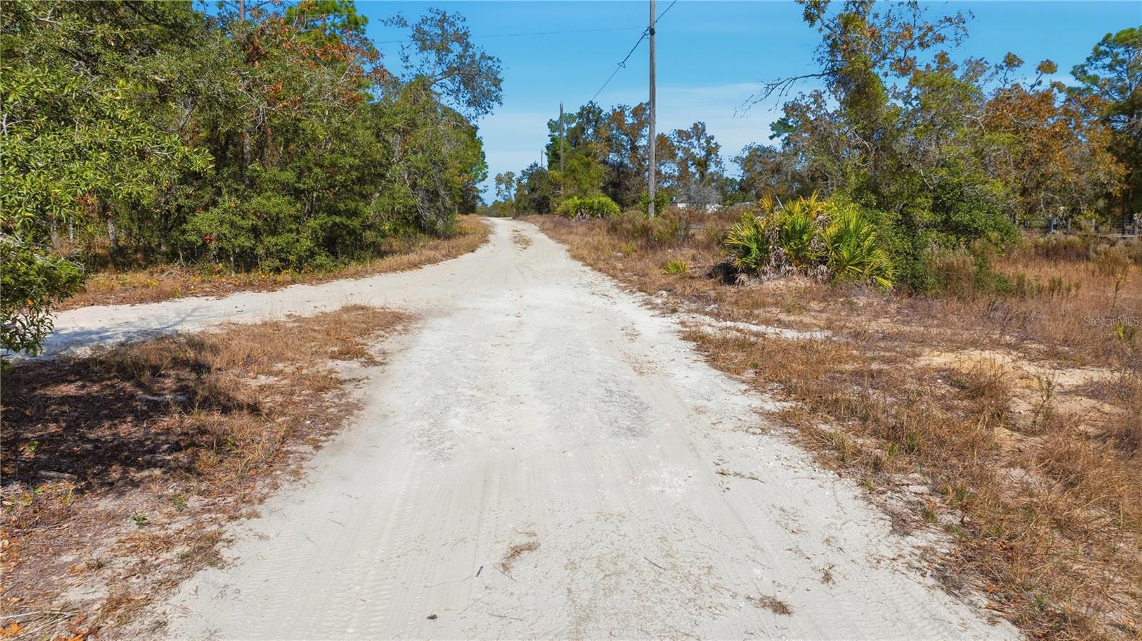 EIGHTEEN OAKS UNREC - Land