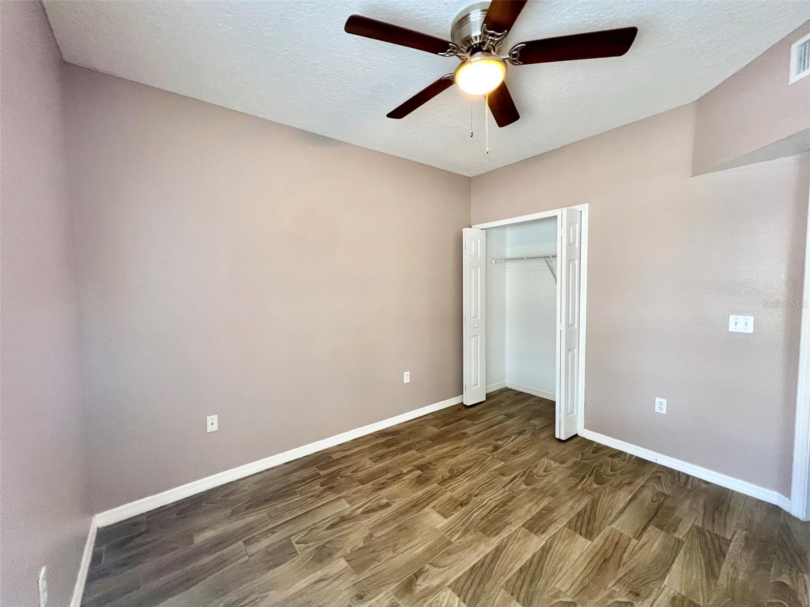 VILLAGES OF BLOOMINGDALE CONDO - Residential Lease