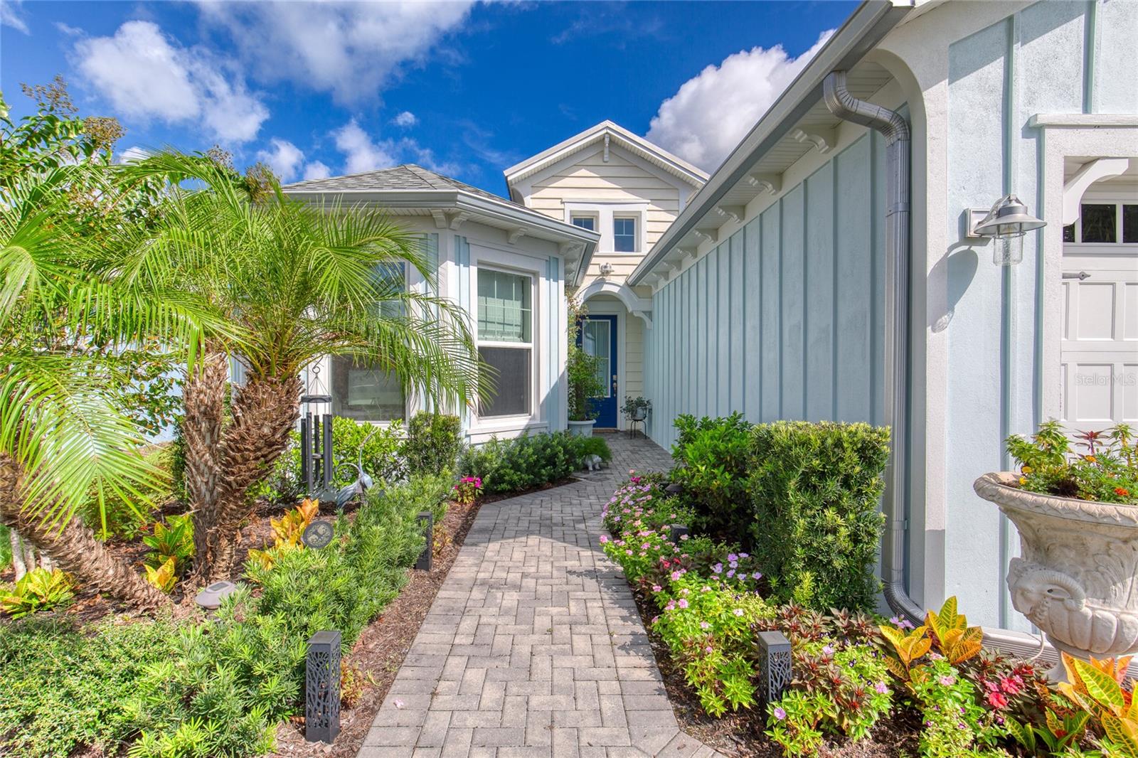 422 CORAL REEF WAY