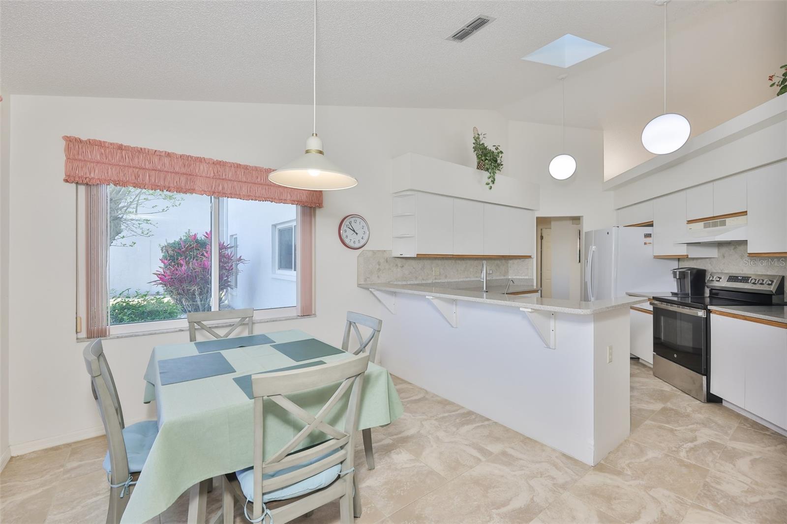 SUN CITY CENTER UNIT 52 - Residential