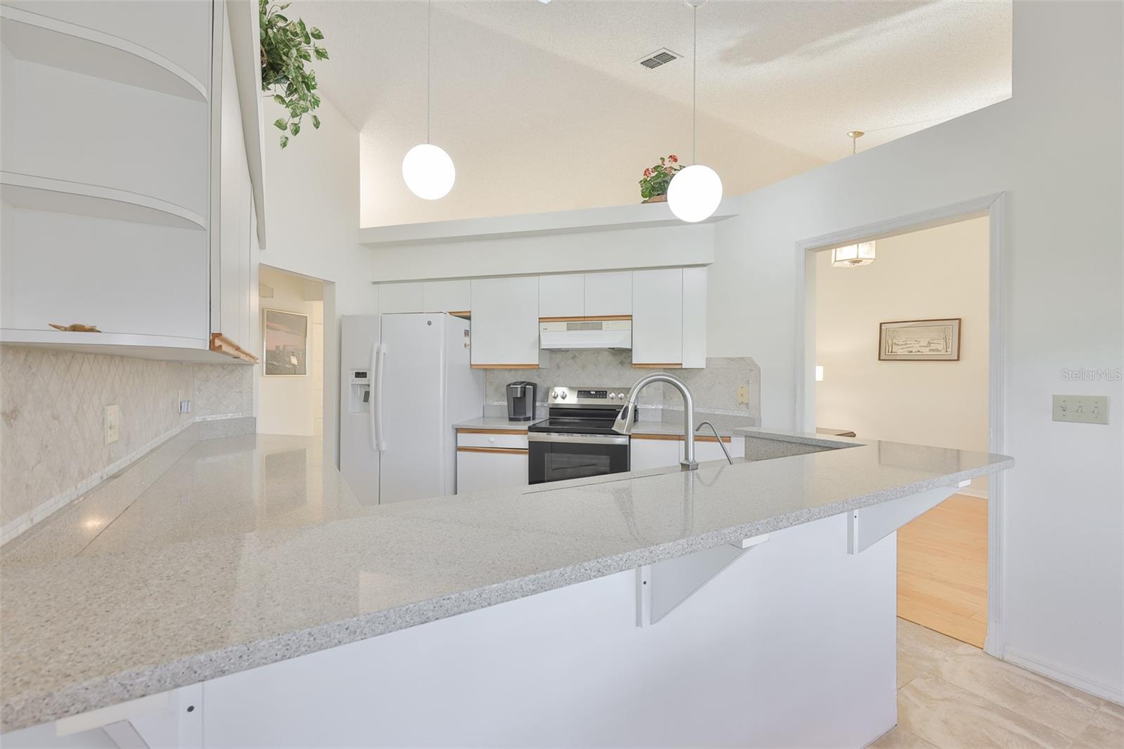 SUN CITY CENTER UNIT 52 - Residential