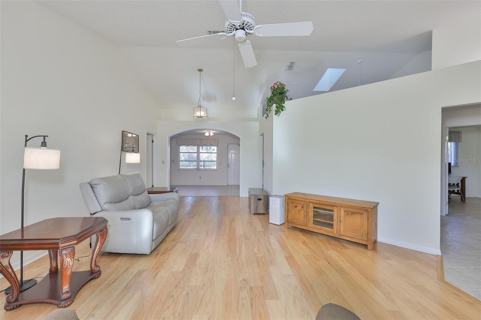 SUN CITY CENTER UNIT 52 - Residential