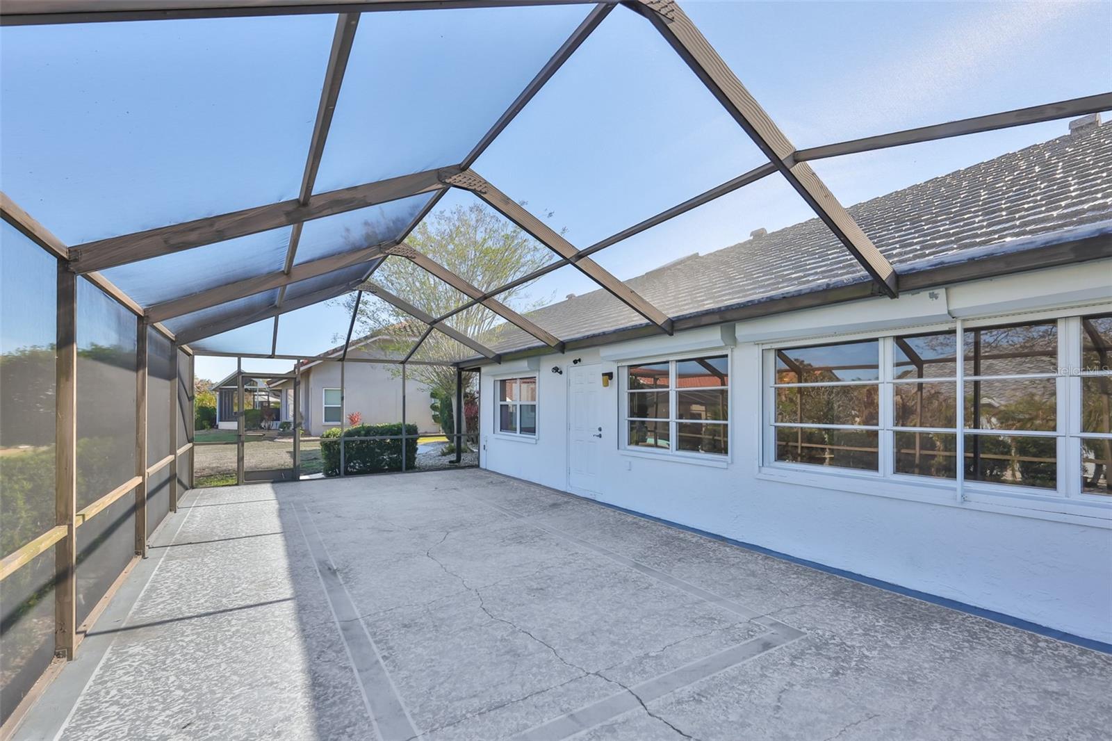 SUN CITY CENTER UNIT 52 - Residential