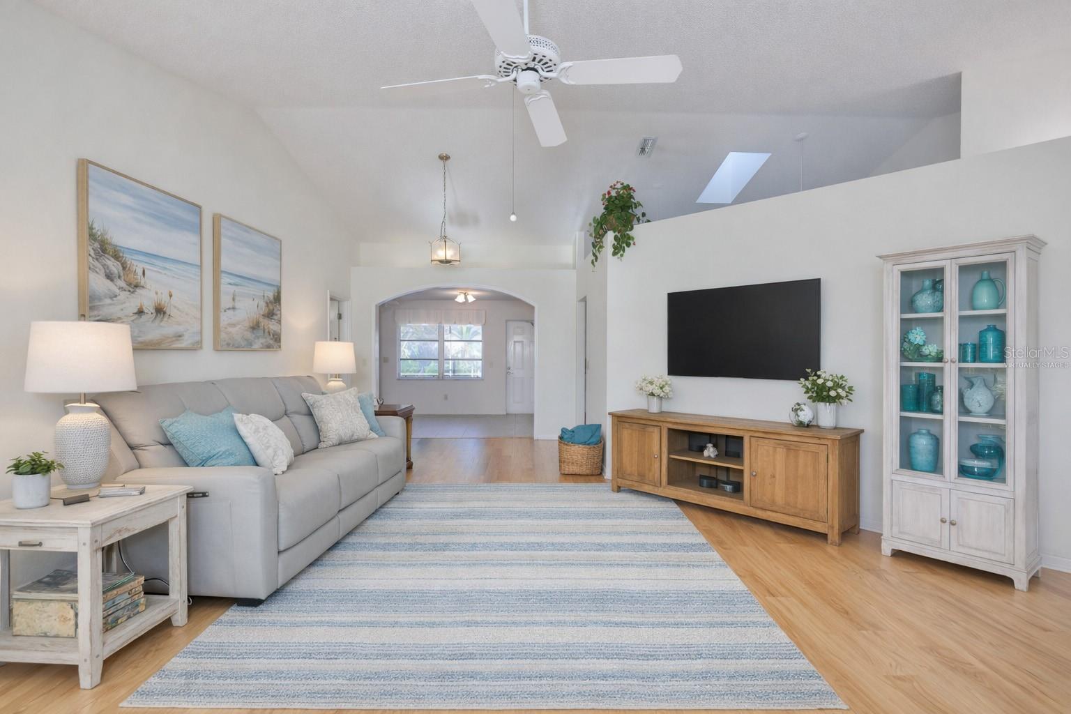 SUN CITY CENTER UNIT 52 - Residential