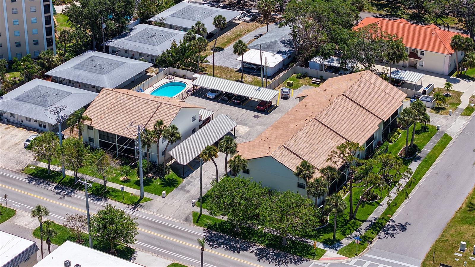 LA BRISA - Residential