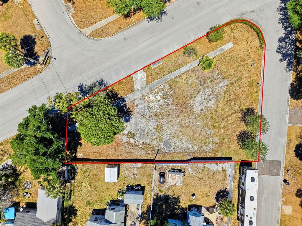 Photo of 4716 Iris Street N, St Petersburg, FL 33714 (MLS # TB8500883)