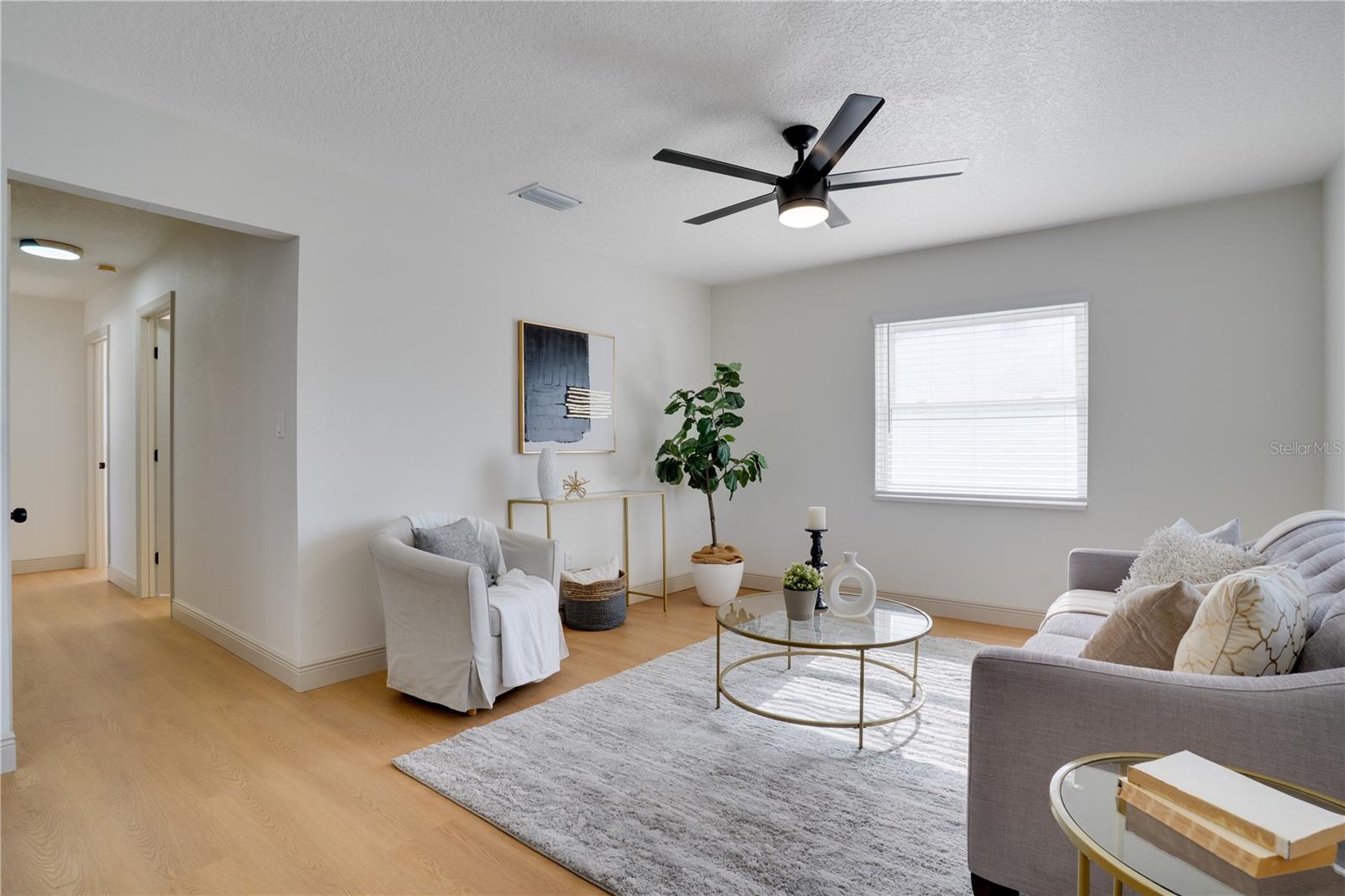 AVONDALE ESTATES - Residential