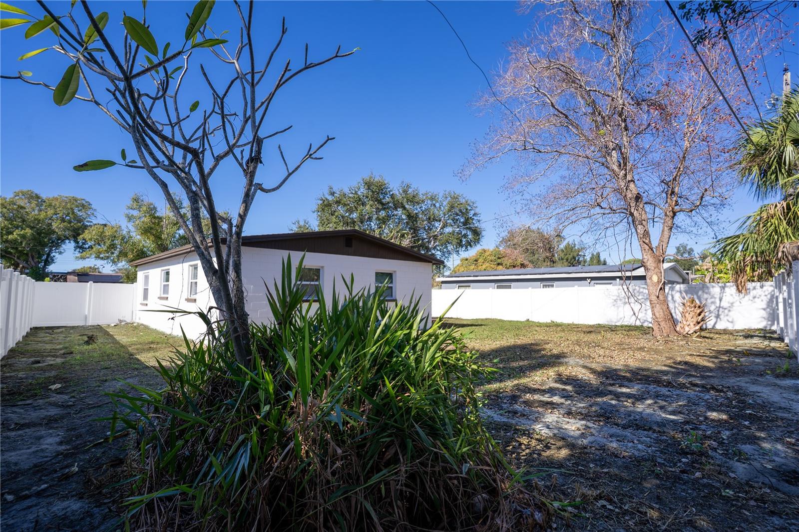 AVONDALE ESTATES - Residential