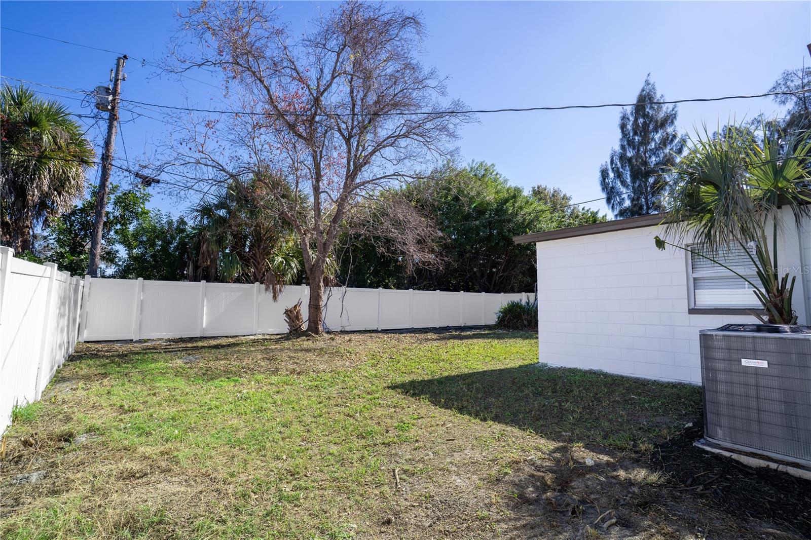 AVONDALE ESTATES - Residential