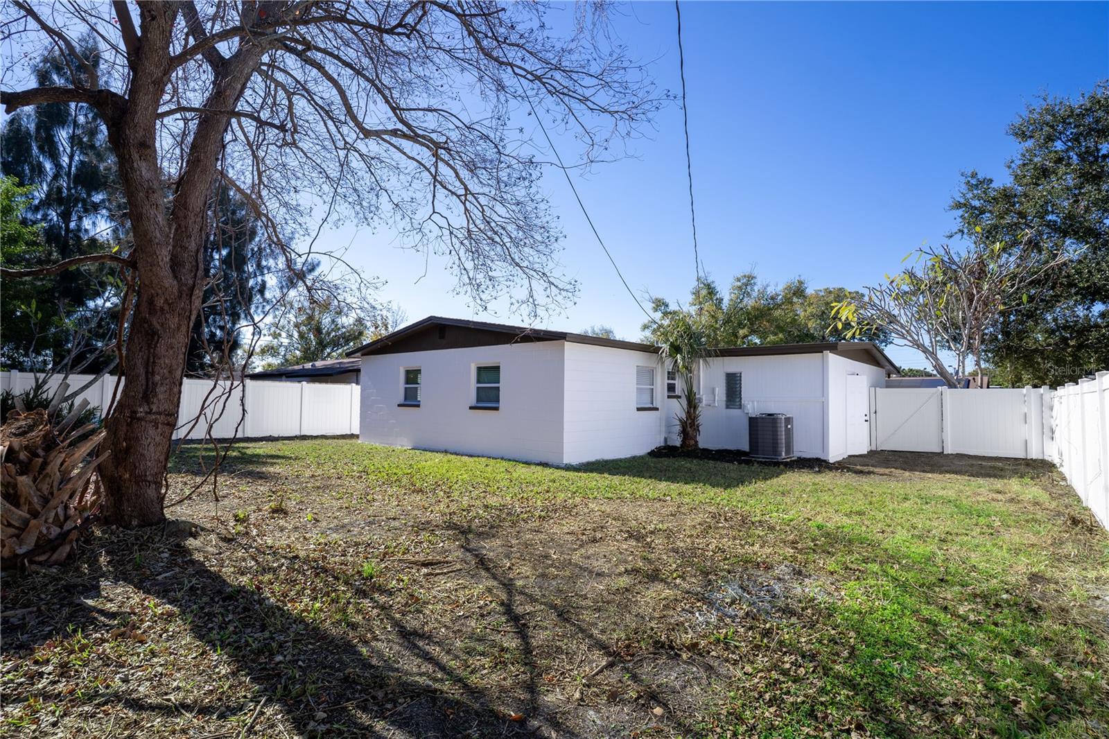 AVONDALE ESTATES - Residential