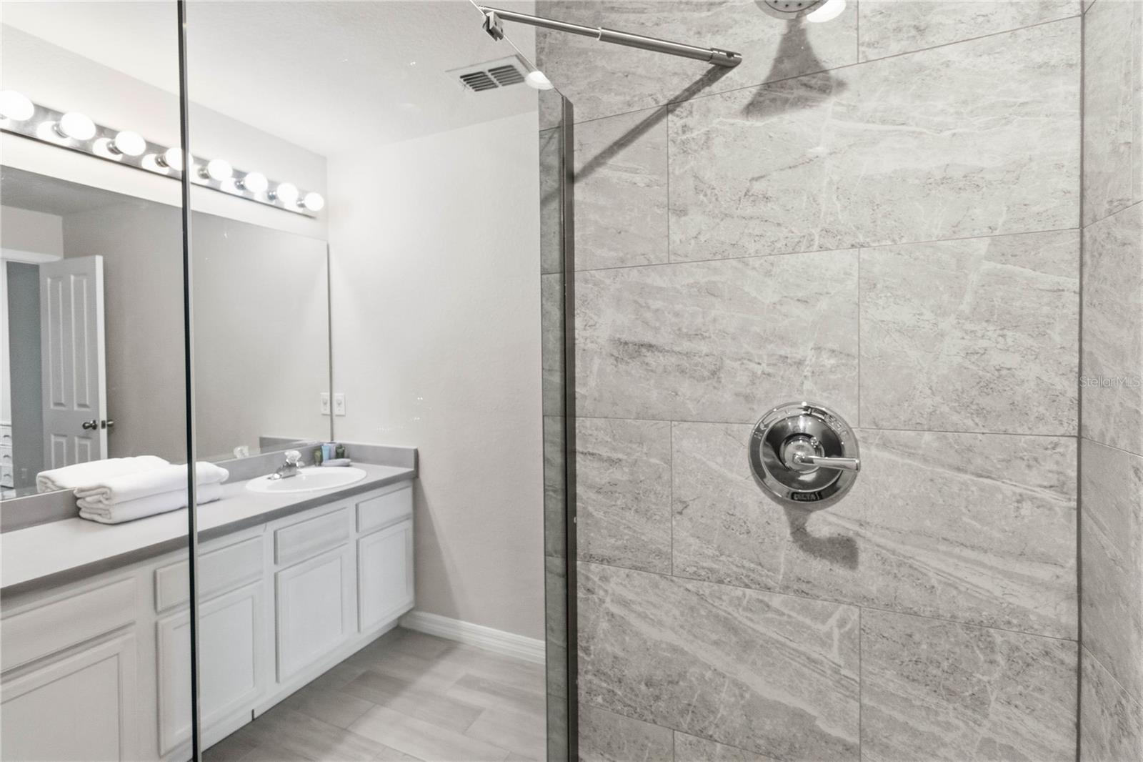 RESERVE AT TOWN CENTER - Residential