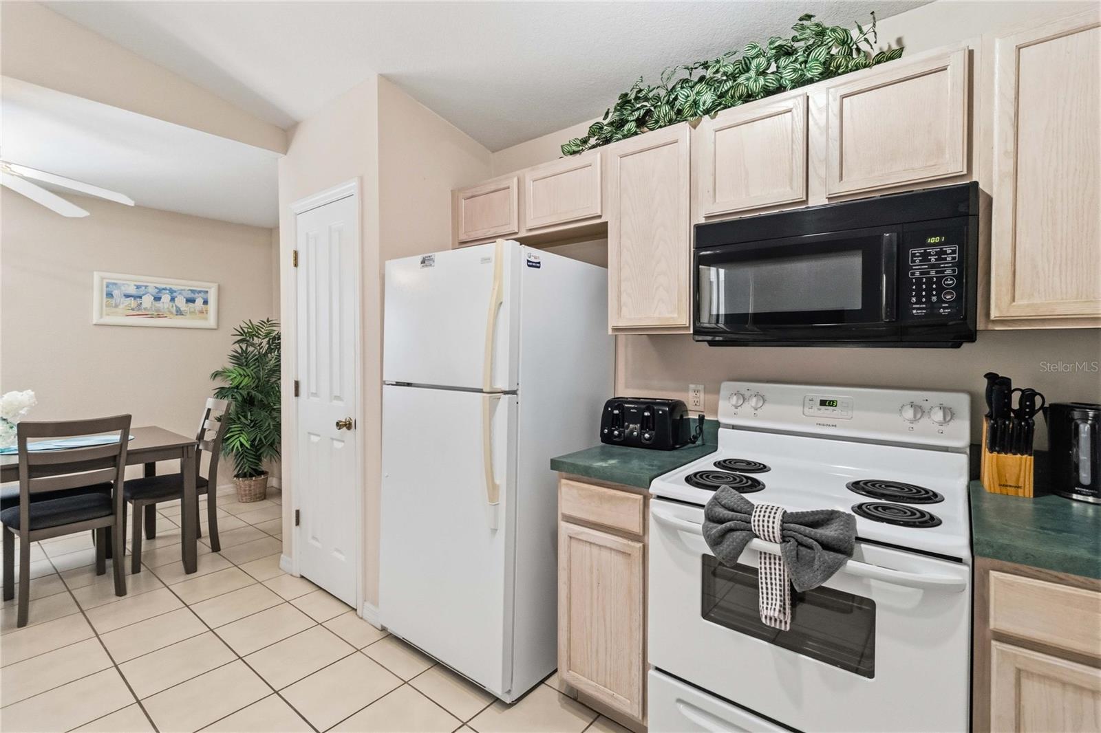 RESERVE AT TOWN CENTER - Residential
