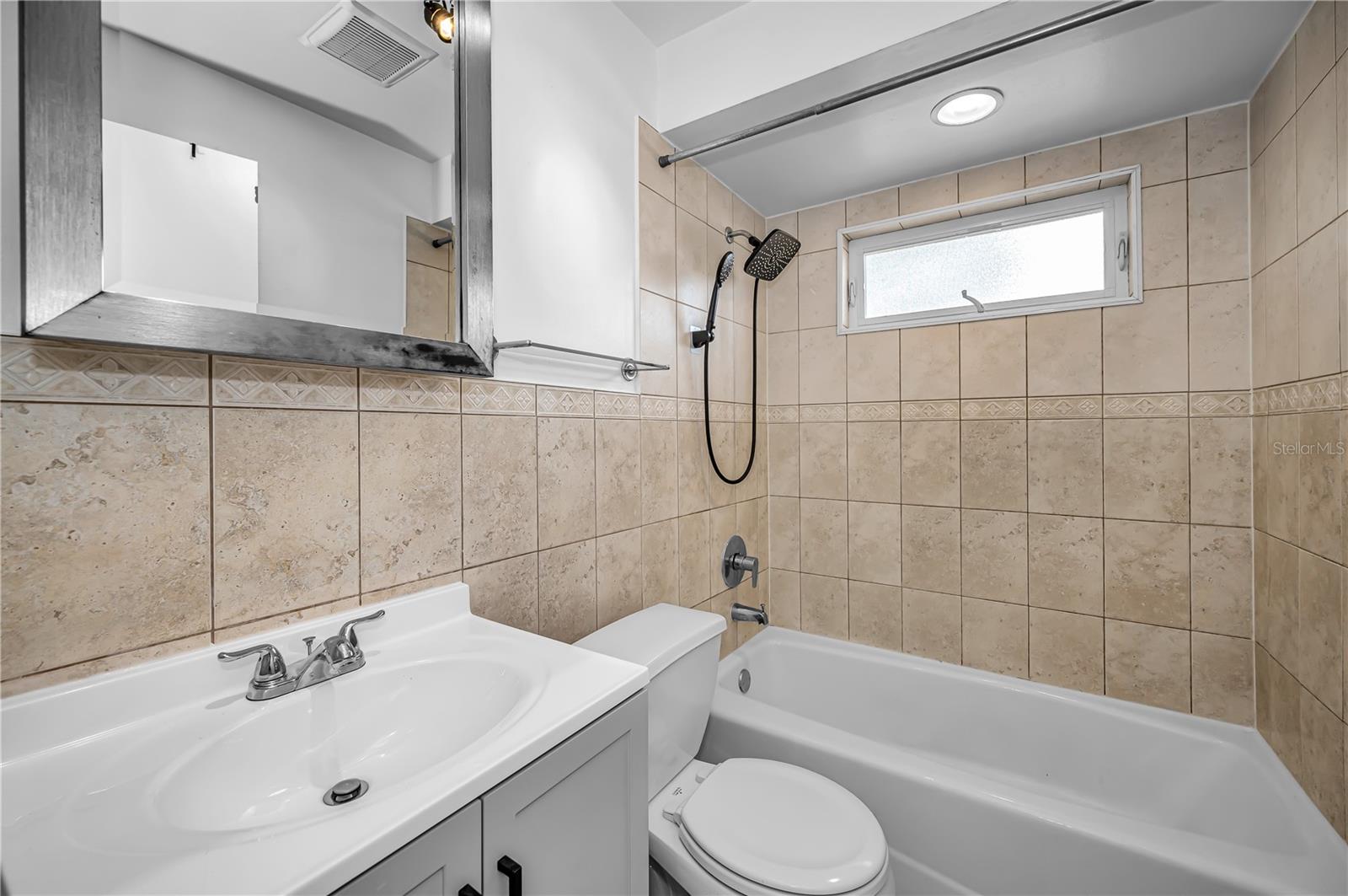 ARBOR GLEN PH TWO - Residential