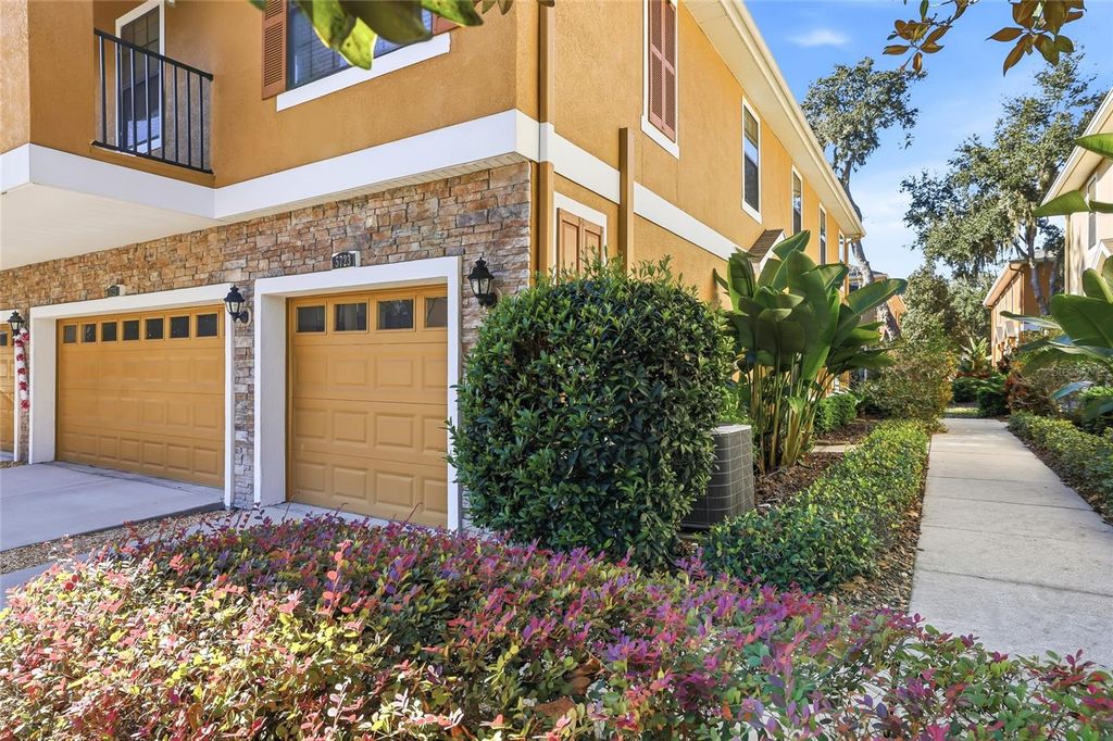 Photo of 5723 Kingsletsound Place, Lithia, FL 33547 (MLS # TB8452059)