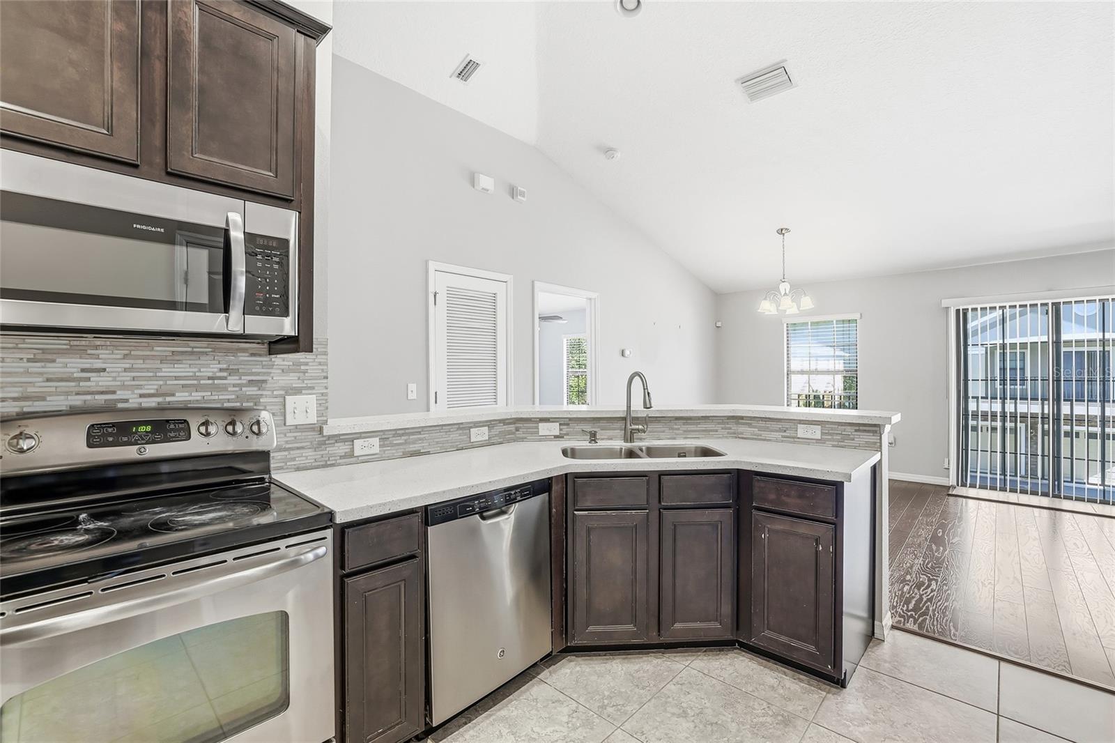 FISHHAWK RANCH PH 2 TR 1 - Residential