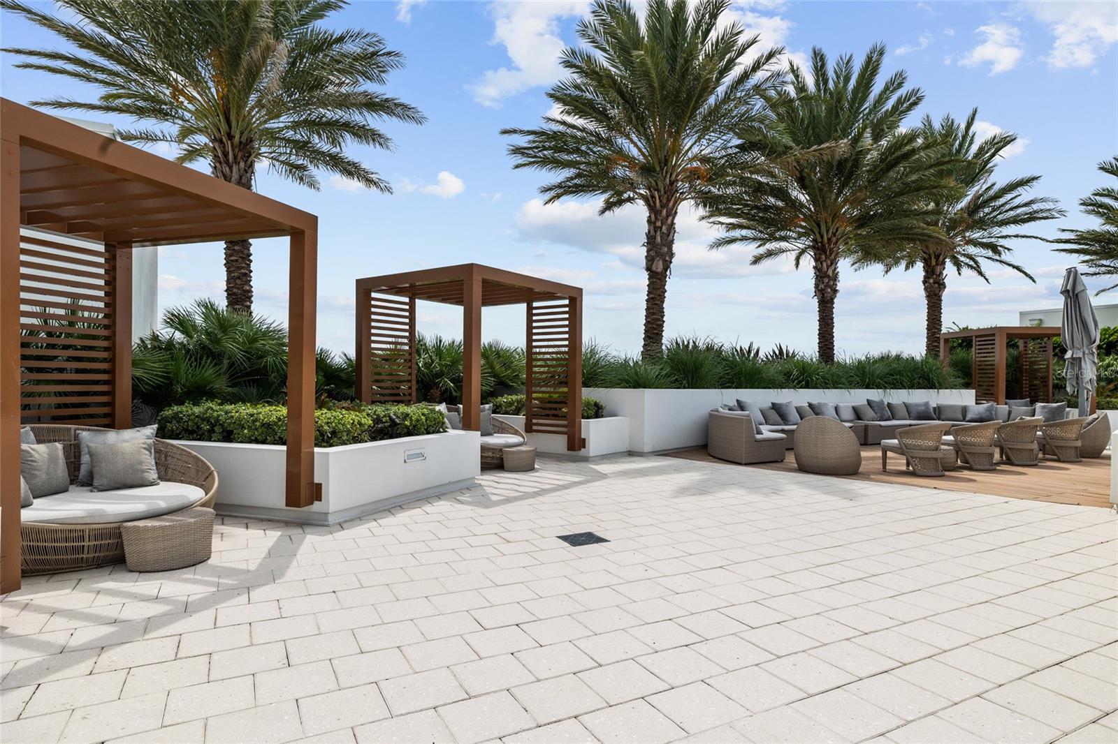 MARINA POINTE EAST - Residential