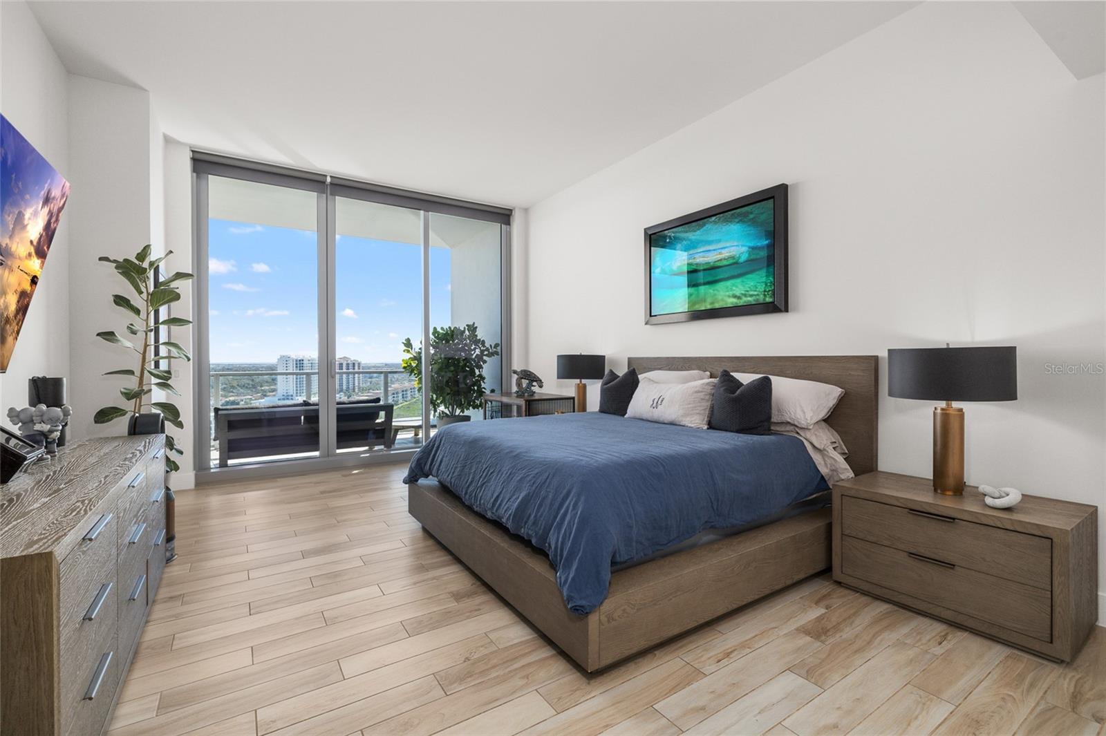 MARINA POINTE EAST - Residential