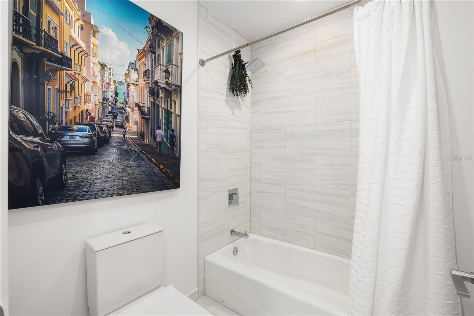 MARINA POINTE EAST - Residential