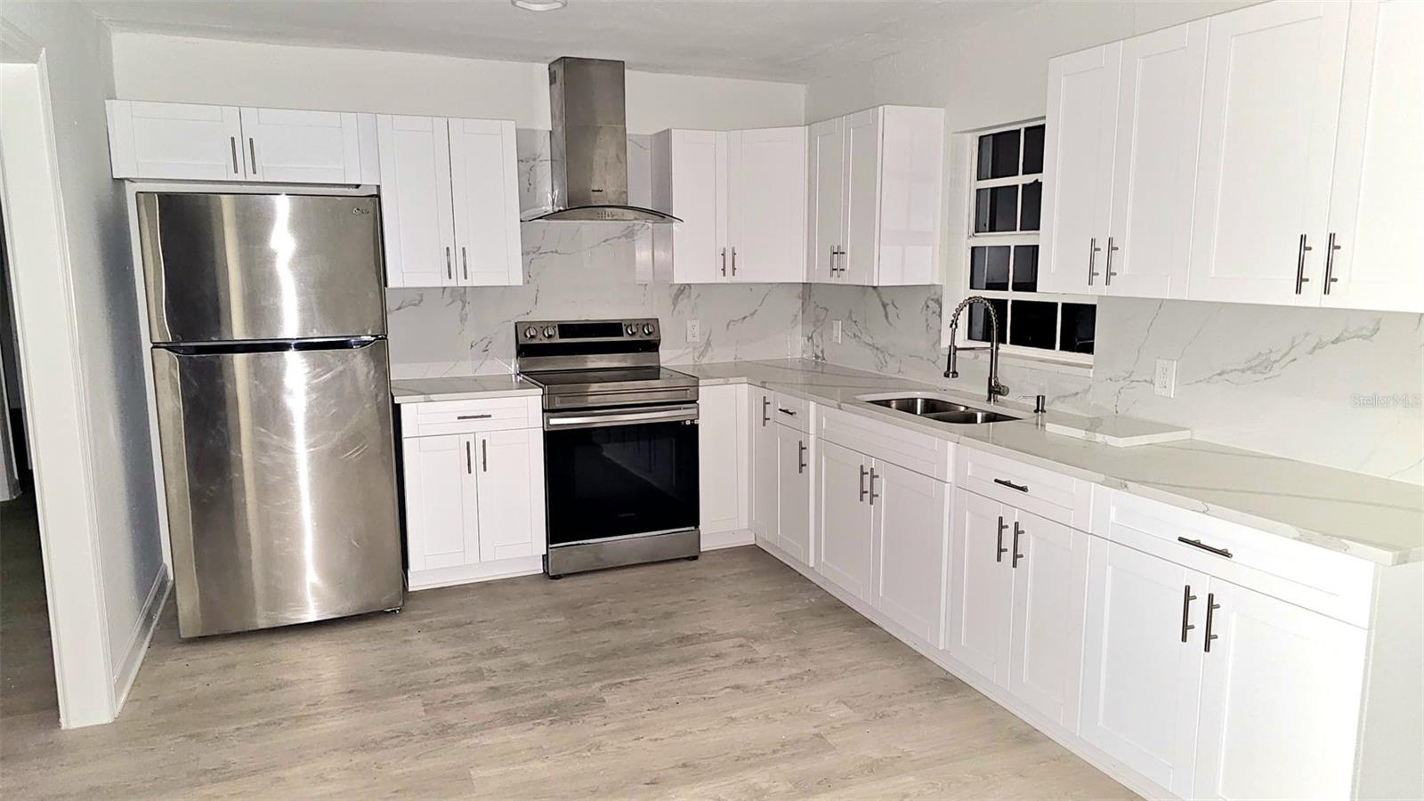 Stunning Fully Remodeled Home!
Discover this beautiful 3-bedroom, 2-bath, Totally remodeled home featuring a modern open-concept kitchen with sleek finishes, an extra family room perfect for entertaining, and brand-new luxury vinyl floors throughout. Freshly painted inside and out, this home offers a spacious backyard ideal for gatherings or future outdoor projects. Conveniently located near the I-4, providing easy access to shopping, dining, and major attractions. Move-in ready and waiting for you !