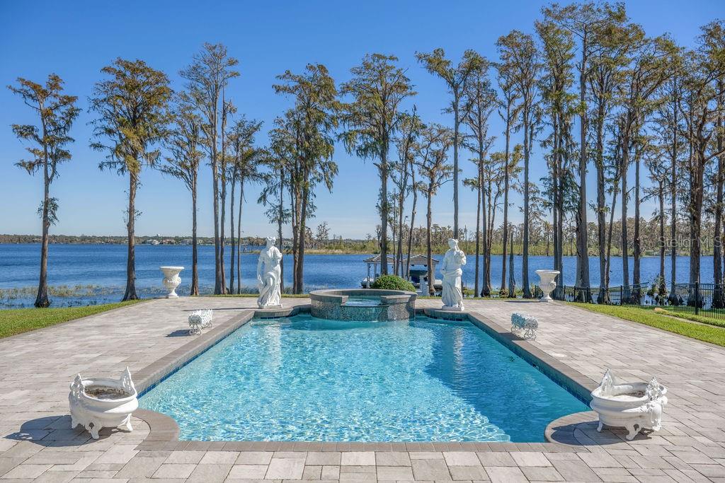 6139 GREATWATER DRIVE