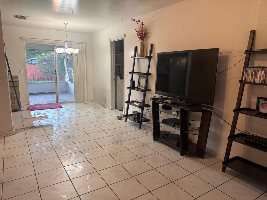 Photo of 5911 Barbados Way W, West Palm Beach, FL 33407 (MLS # FC314729)