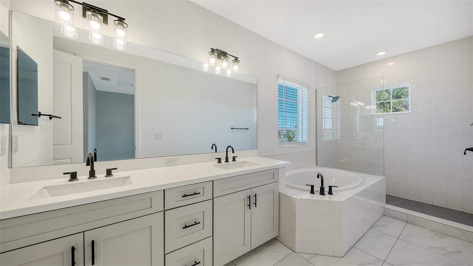 SKYE RANCH - Residential