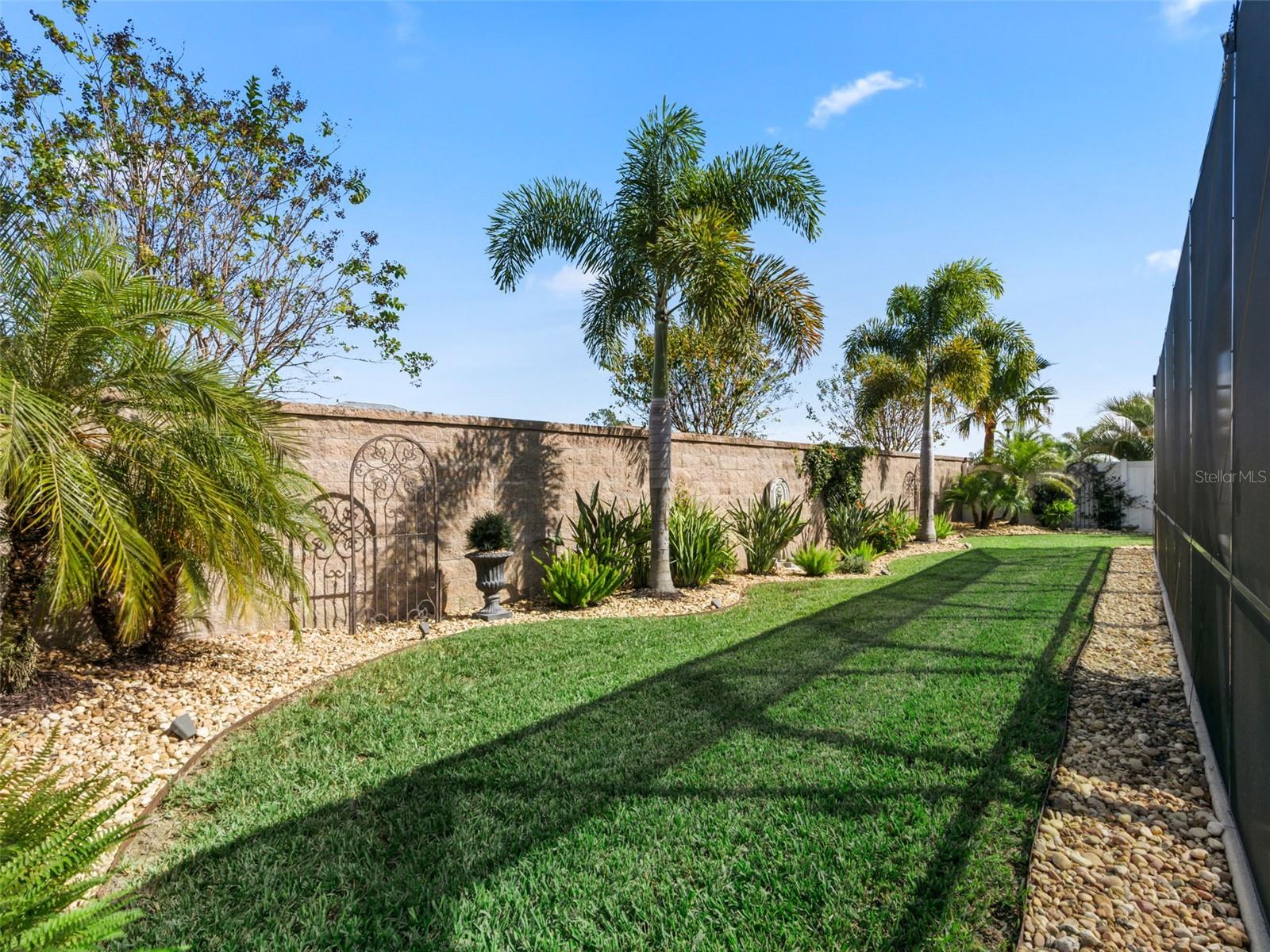 SOUTHERN OAKS UN 37 - Residential