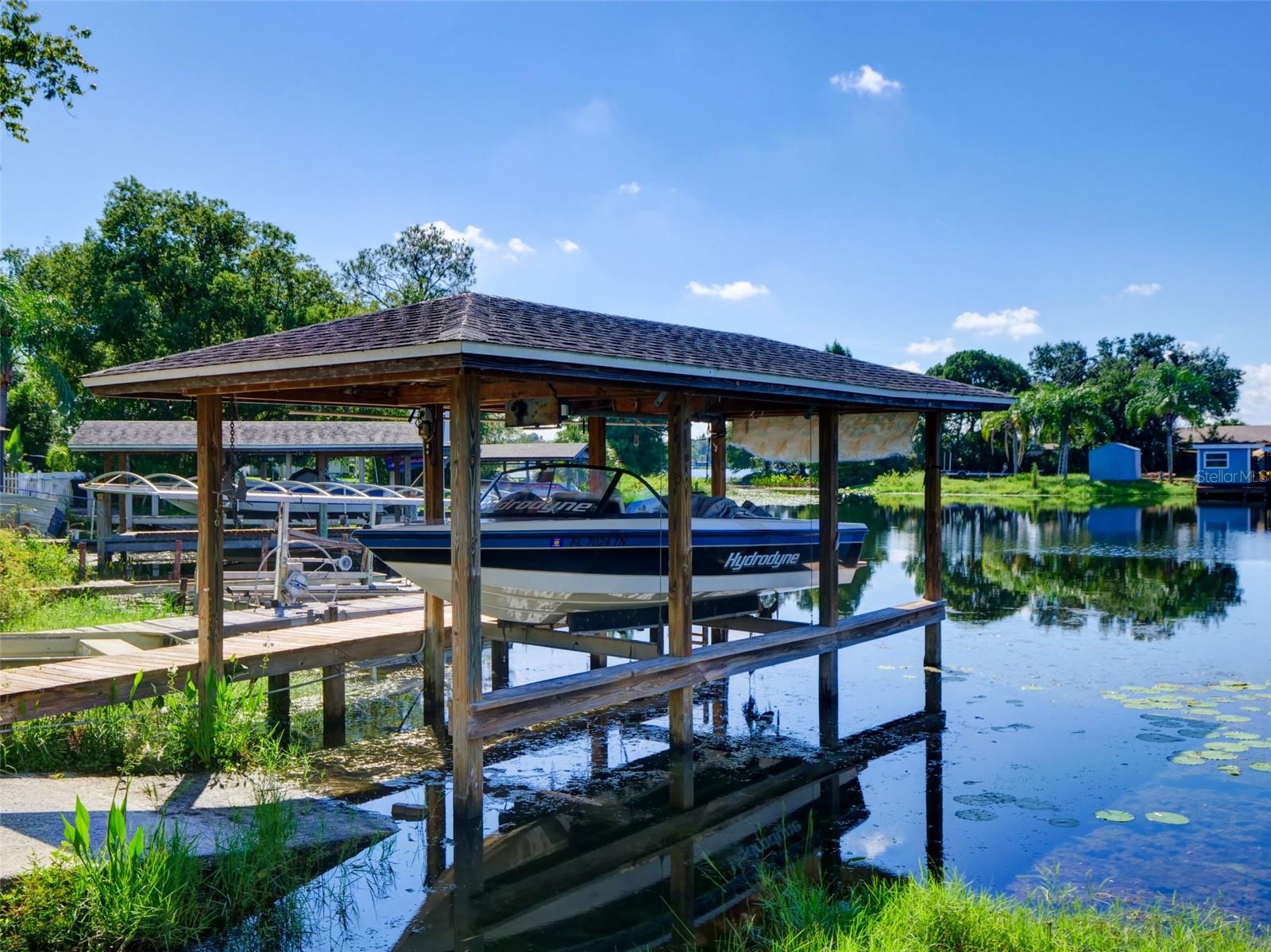 TOWN & COUNTRY ESTATES REP - Residential