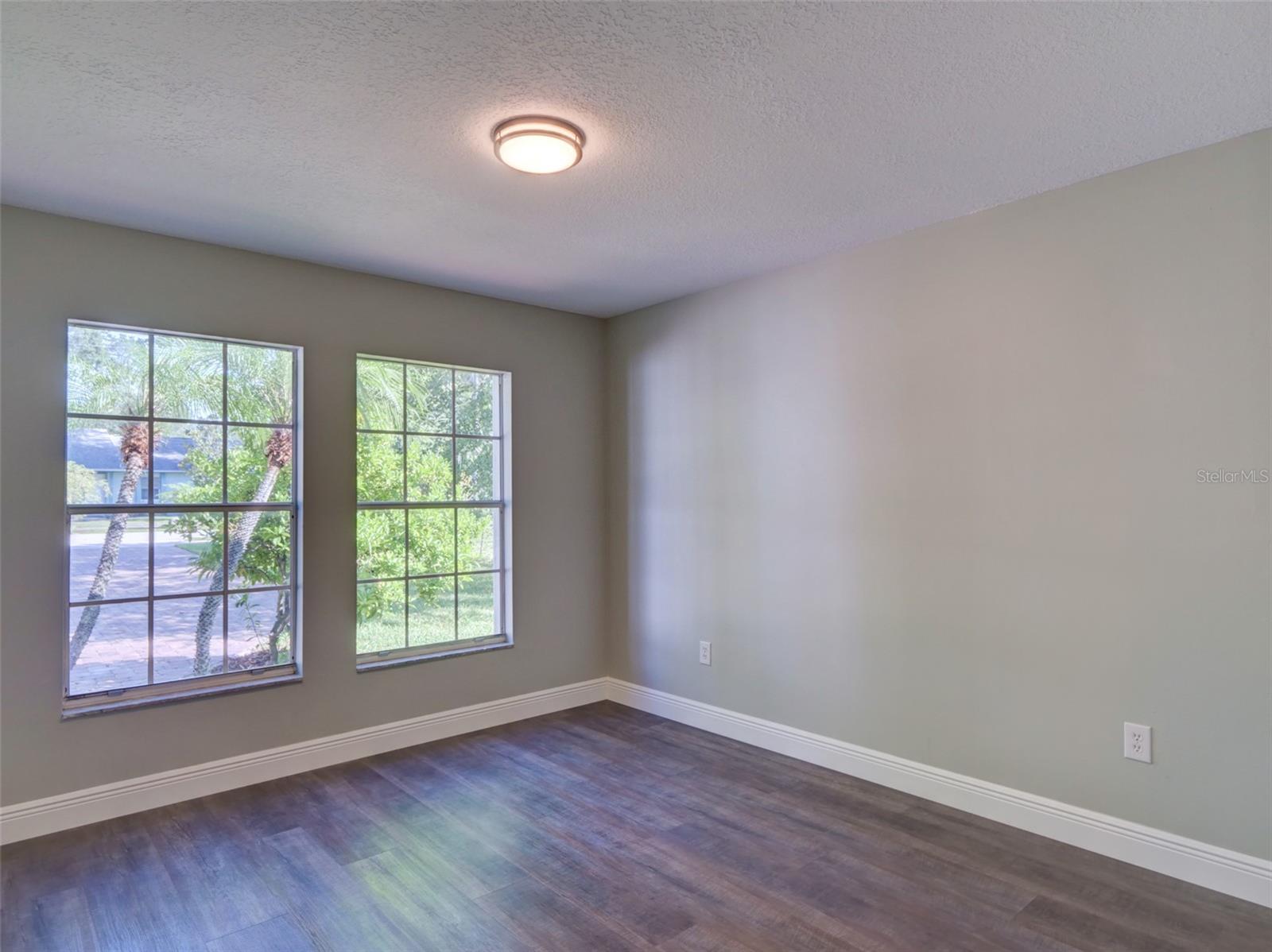 TOWN & COUNTRY ESTATES REP - Residential