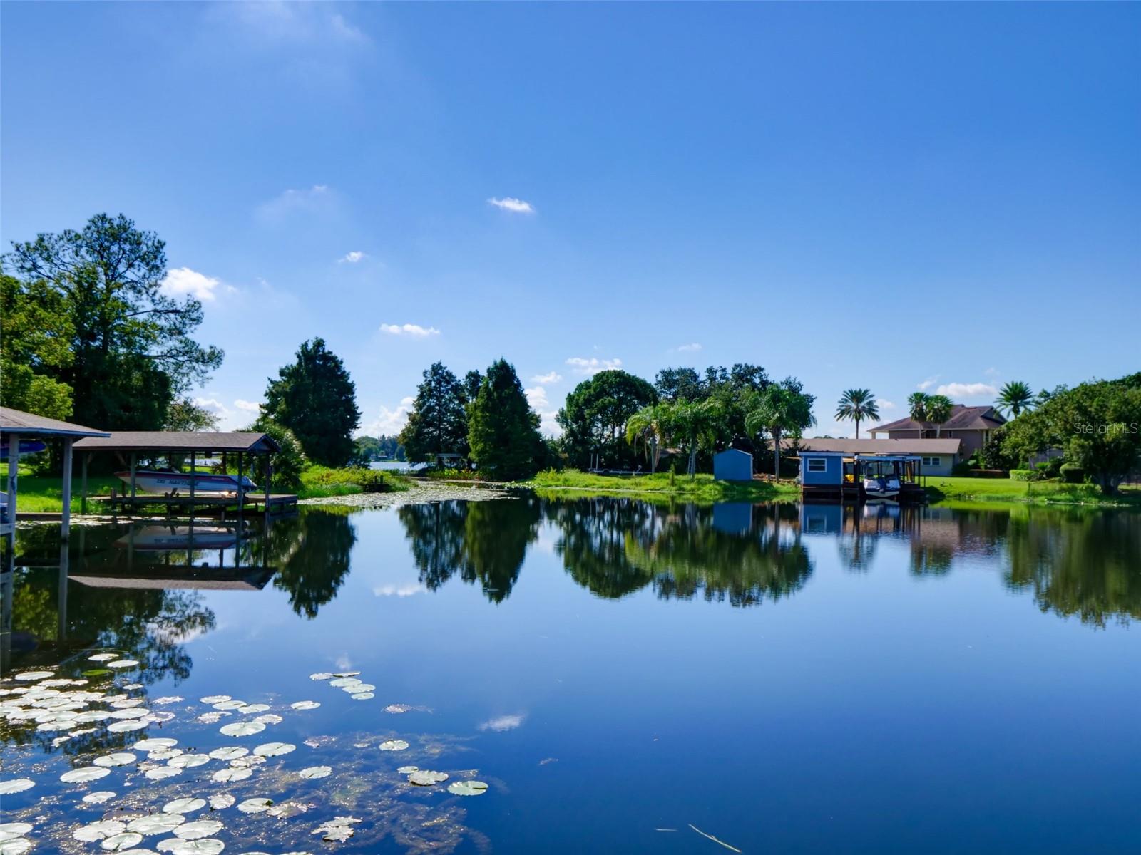 TOWN & COUNTRY ESTATES REP - Residential