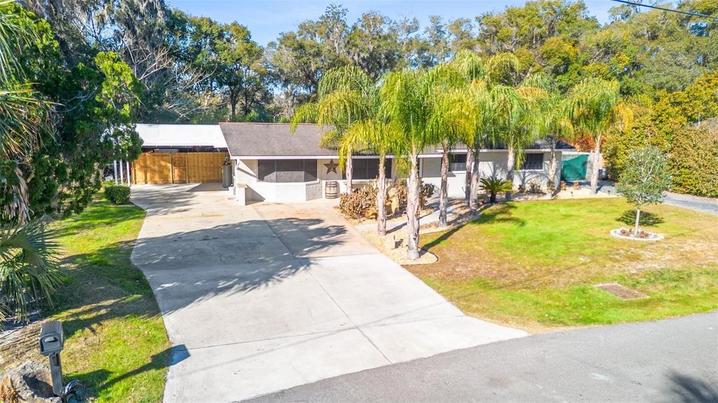 Photo of 718 Gracie Court, Deland, FL 32720 (MLS # V4947124)