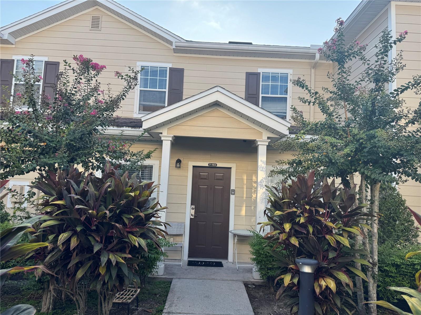 Beautiful fully furnished 3-bedroom, 2-bath townhouse located just minutes from Disney. The spacious master bedroom is conveniently located on the first floor, while two additional bedrooms are upstairs, perfect for family or guests. This home features an open living and dining area, a fully equipped kitchen with all appliances, and washer and dryer included. Enjoy resort-style living with community amenities such as a sparkling pool, fitness center, clubhouse, sports courts, and beautifully landscaped common areas. Perfect as a vacation home, investment property, or permanent residence, all within close proximity to Orlando’s world-famous attractions, shopping, and dining, 7/25 NEW A/C UNIT