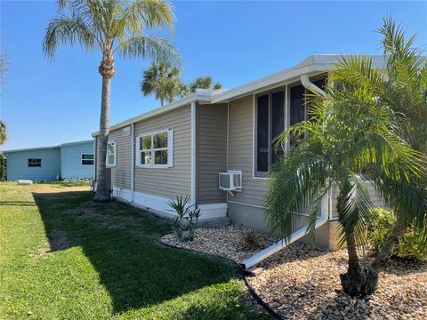 A home in PALMETTO