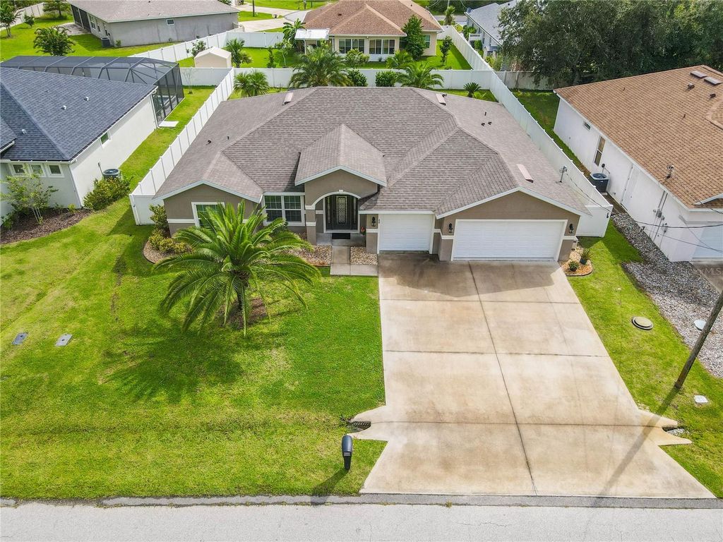 Photo of 88 Lancelot Drive, Palm Coast, FL 32137 (MLS # FC312385)