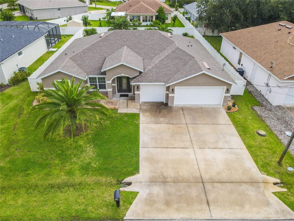 Photo of 88 Lancelot Drive, Palm Coast, FL 32137 (MLS # FC312385)