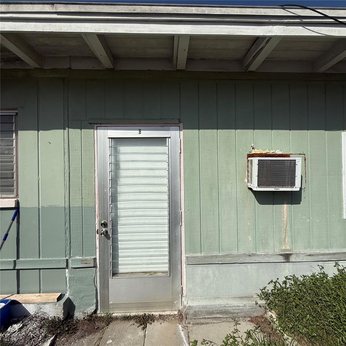 WARM MINERAL SPGS - Residential Income