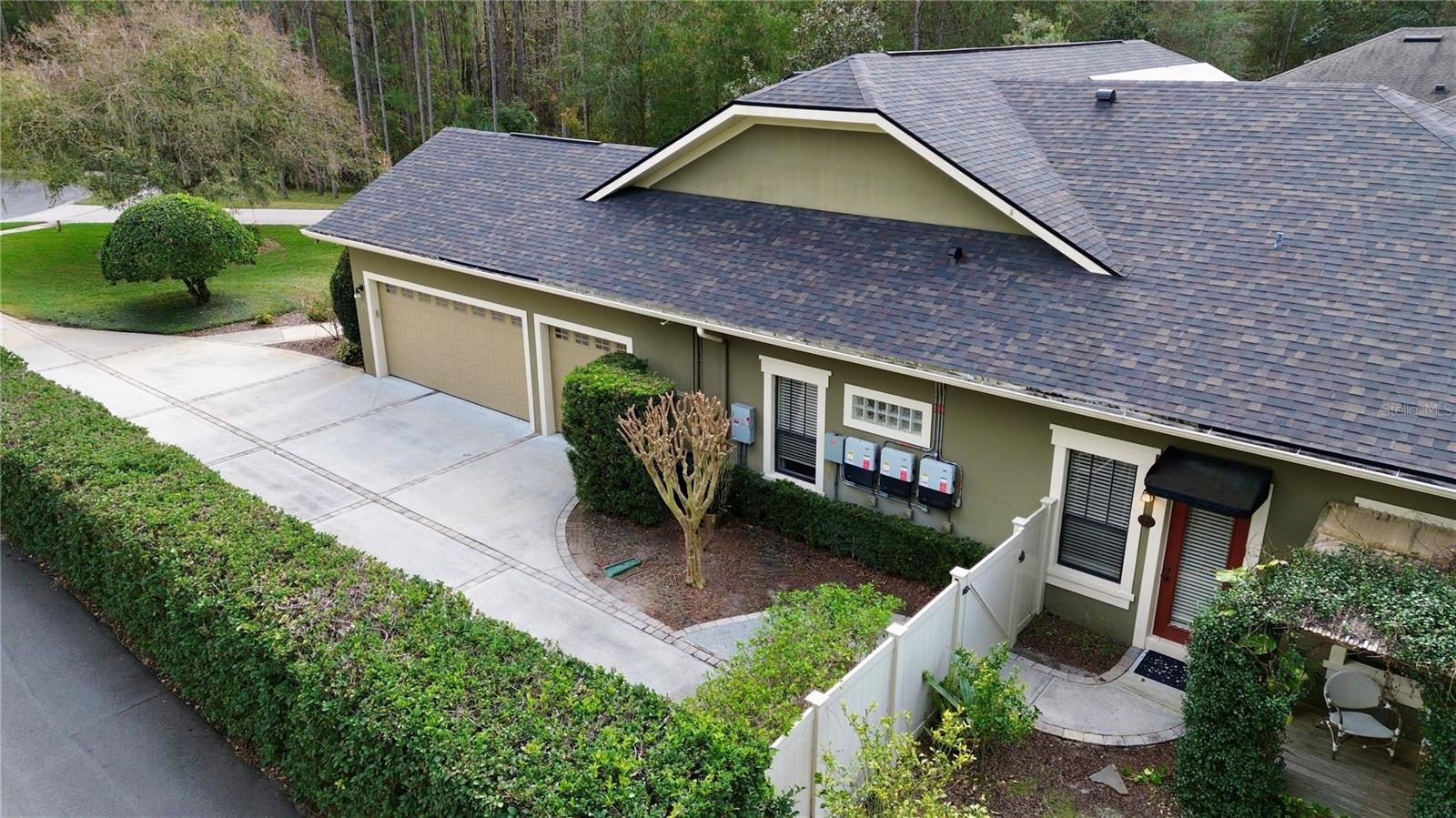 COUNTRY LAKE ESTATES - Residential