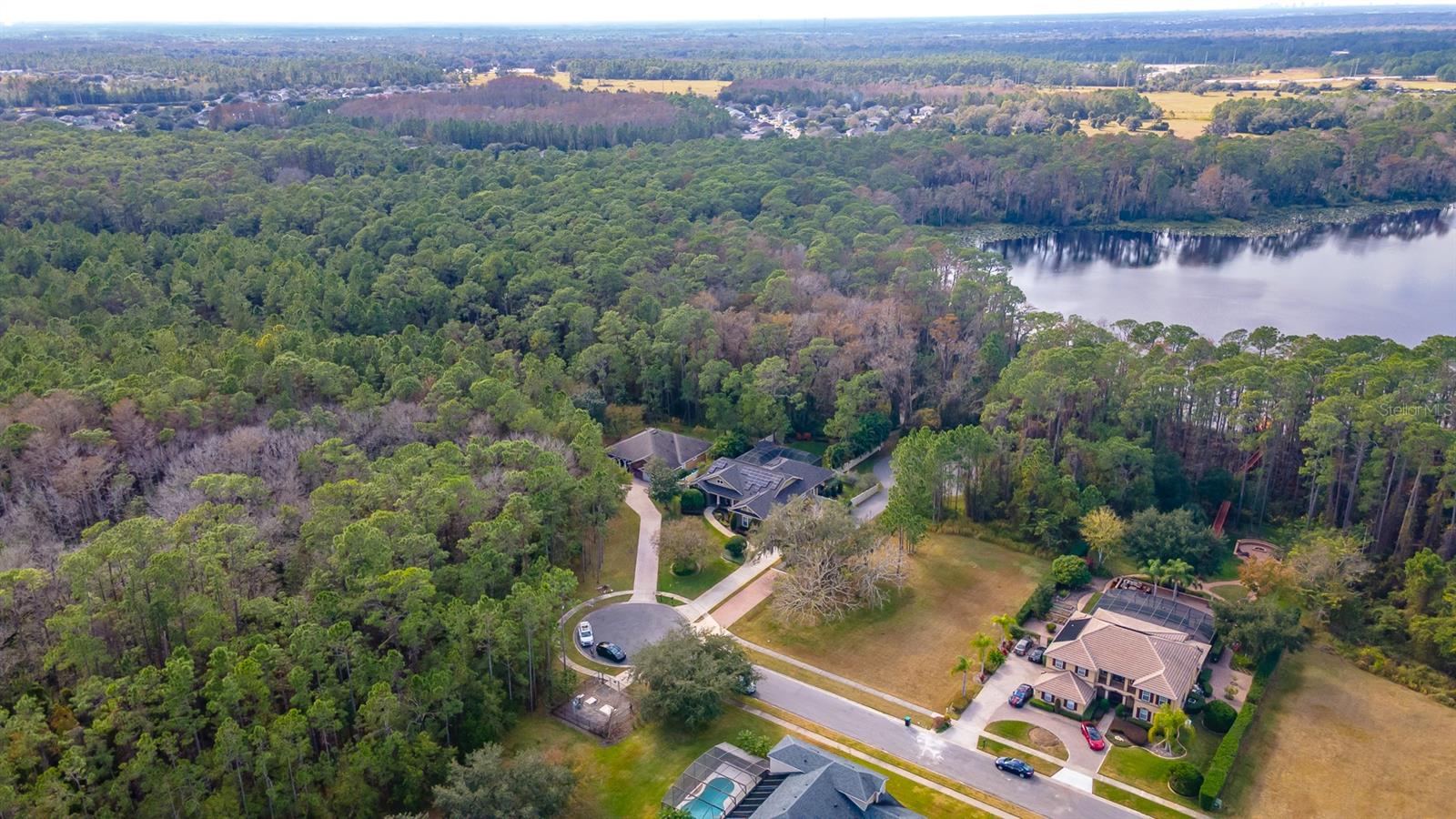 COUNTRY LAKE ESTATES - Residential