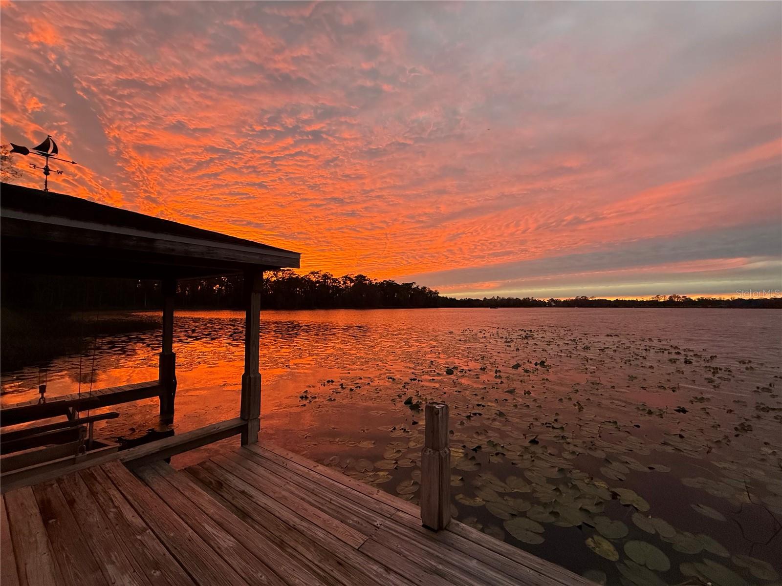 COUNTRY LAKE ESTATES - Residential