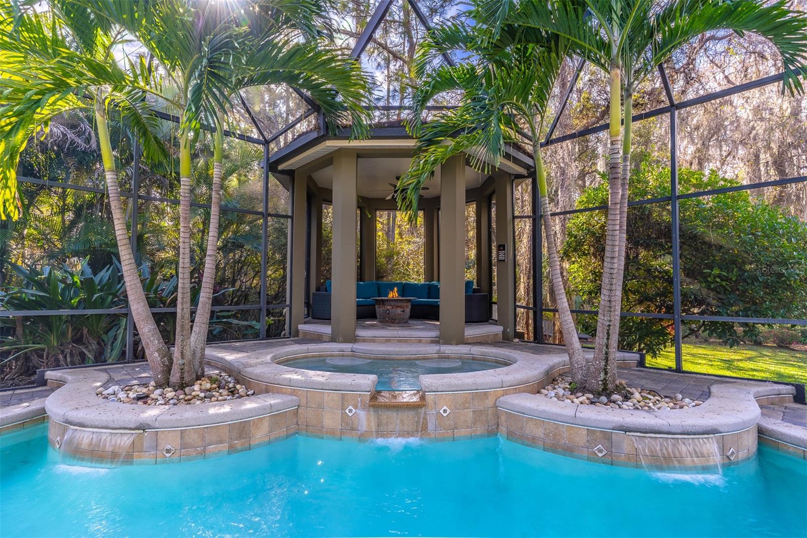 COUNTRY LAKE ESTATES - Residential