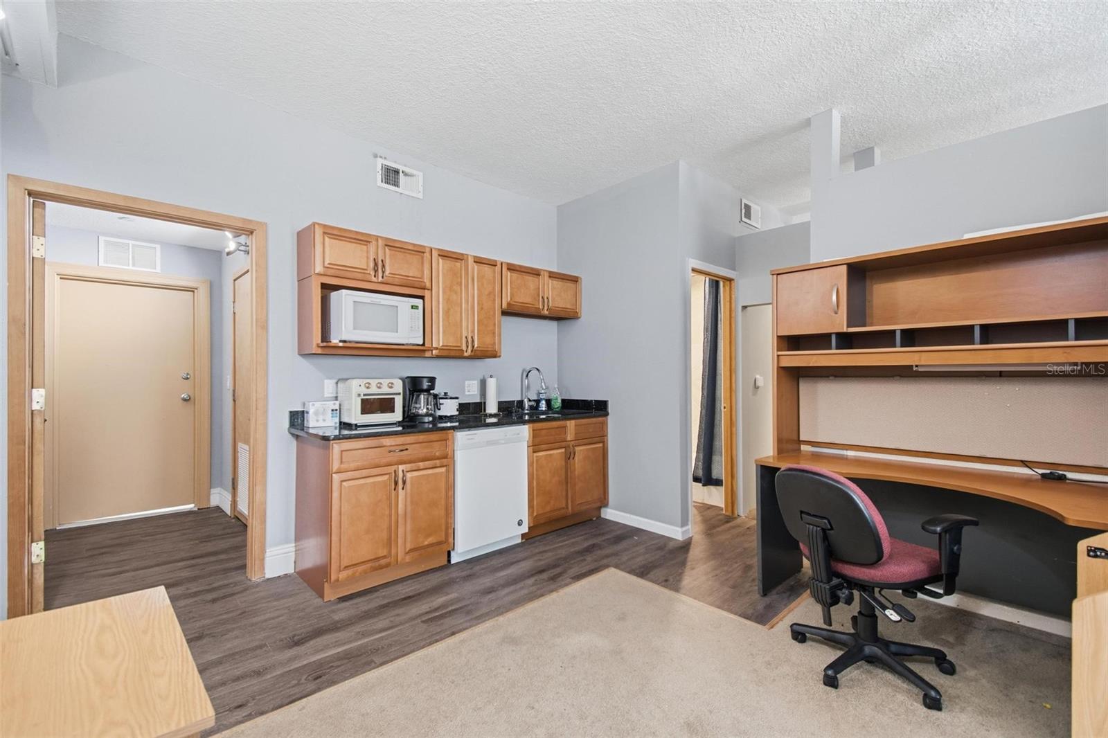 EUROPEAN VILLAGE COMM CONDO - Residential