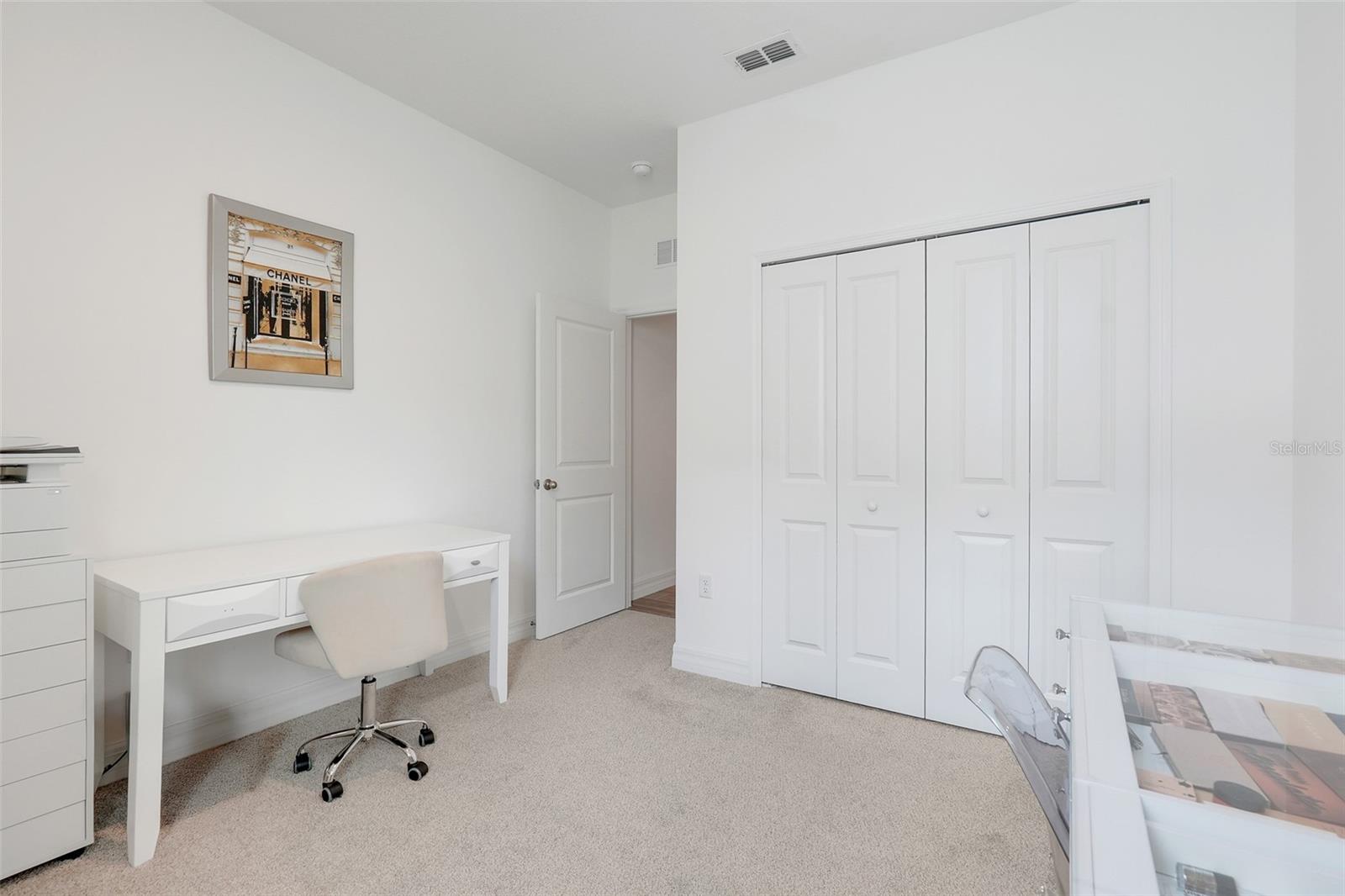 PRAIRIE OAKS - Residential