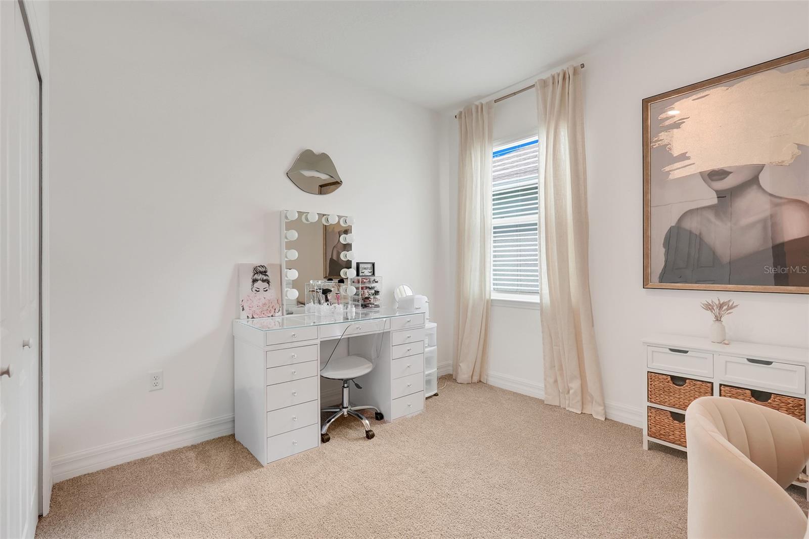 PRAIRIE OAKS - Residential