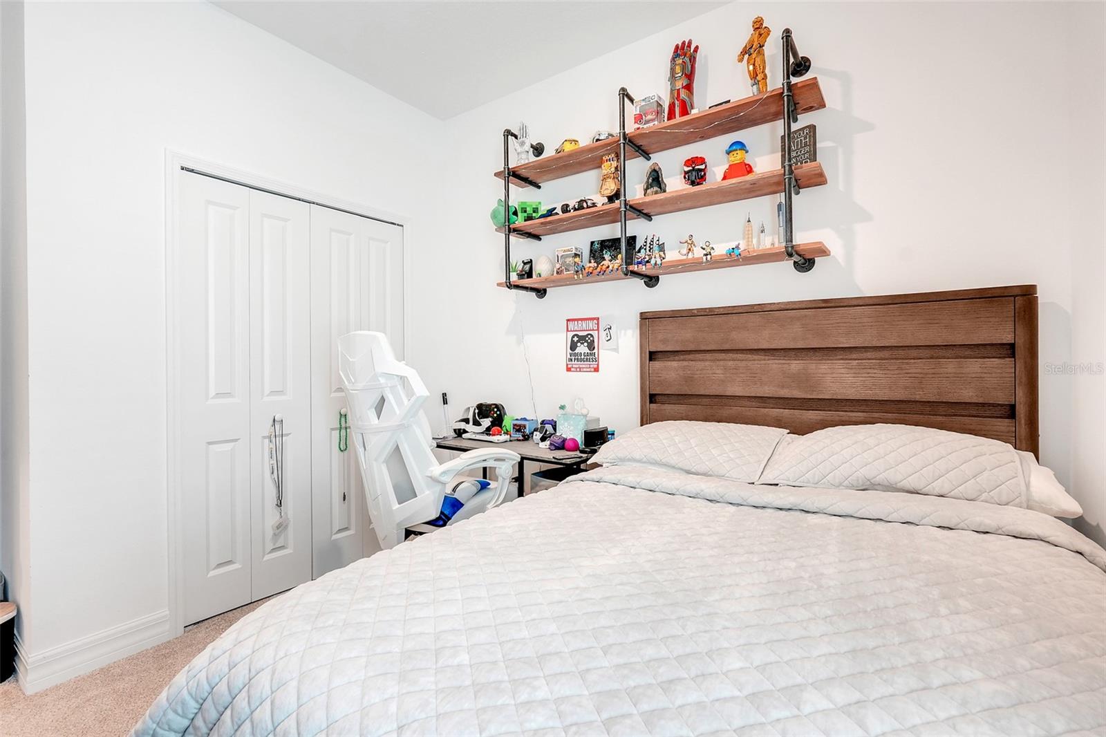 PRAIRIE OAKS - Residential